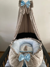 Afbeelding in Gallery-weergave laden, Babynestje &quot;Monza&quot; Softie Blue-velvet